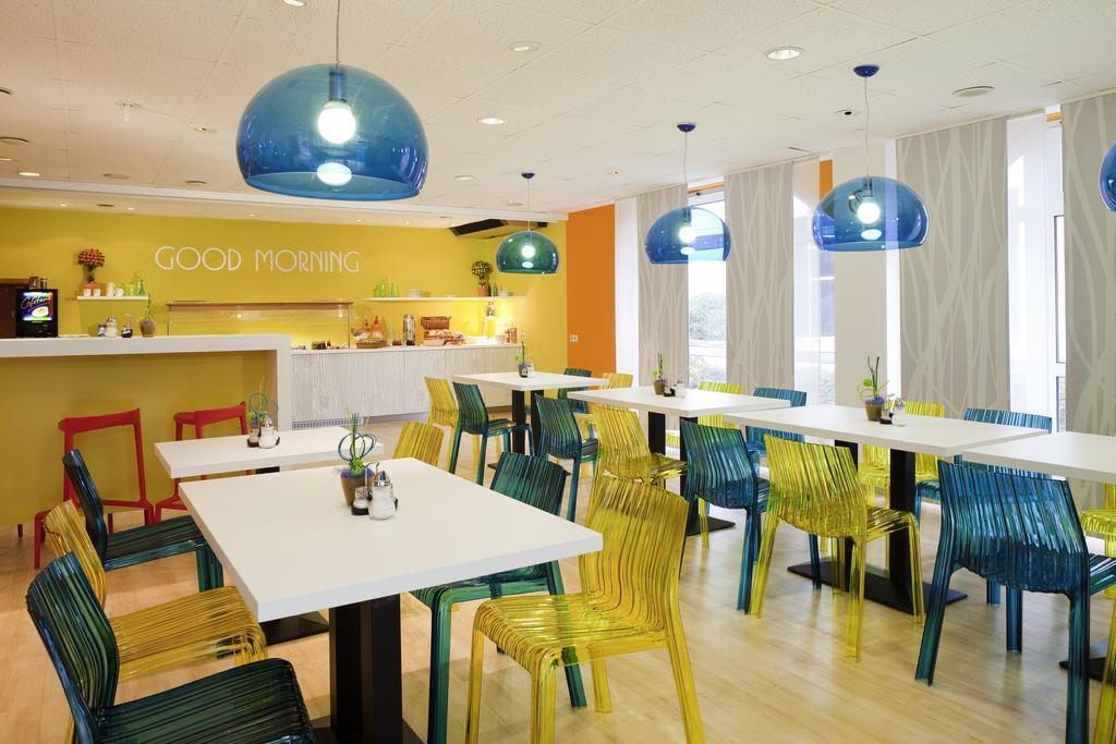 Hotel Ibis Styles Duesseldorf-Neuss Esterno foto